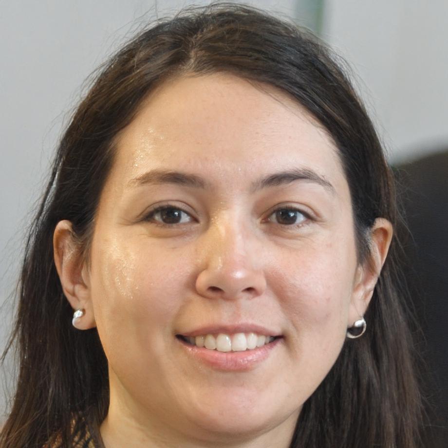 Finanzexpertin Lisa Hoffmann